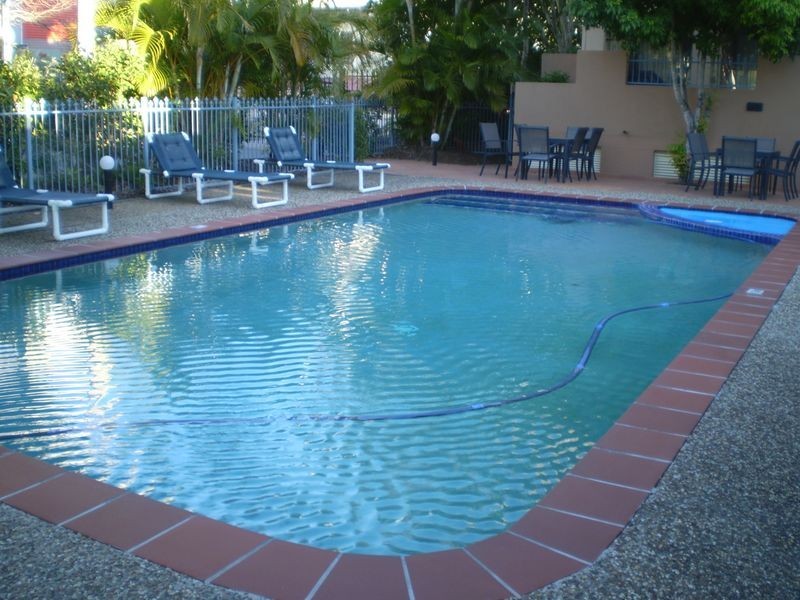 16/4 Monte Carlo Avenue, Surfers Paradise QLD 4217