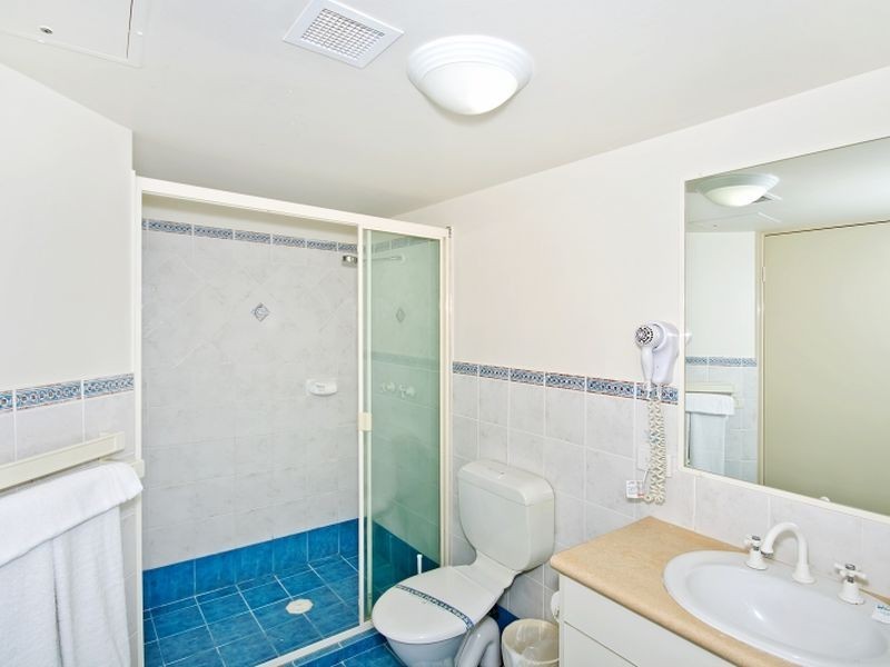 Chevron Island QLD 4217