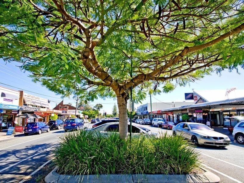 Chevron Island QLD 4217