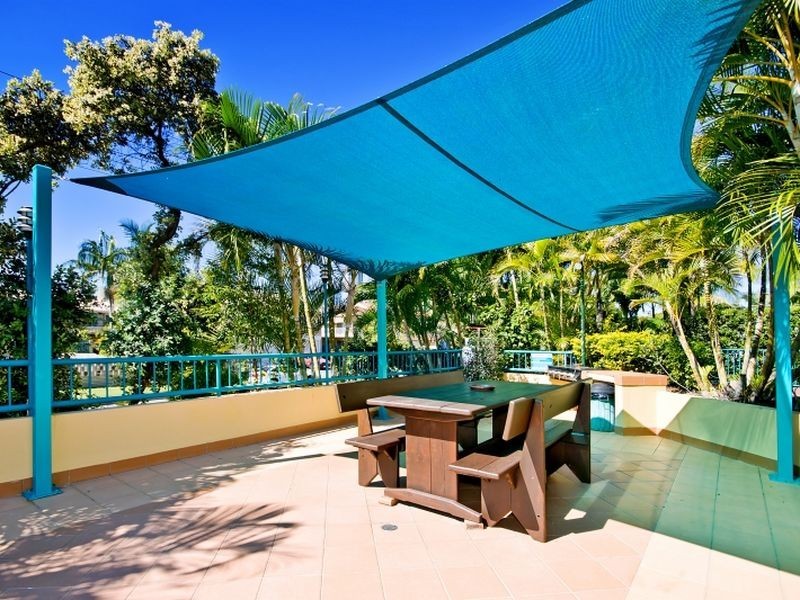 Chevron Island QLD 4217