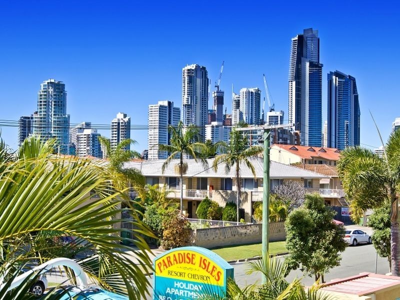 Chevron Island QLD 4217