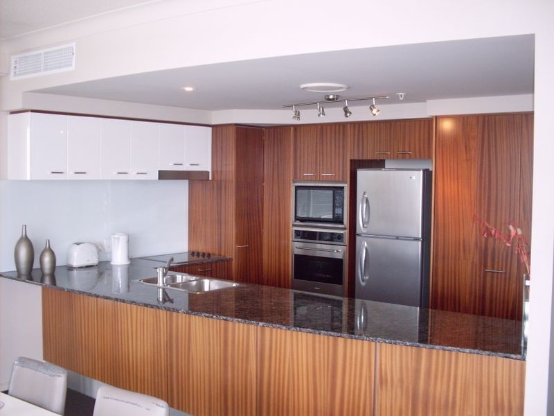 2261/23 Ferny Avenue, Surfers Paradise QLD 4217