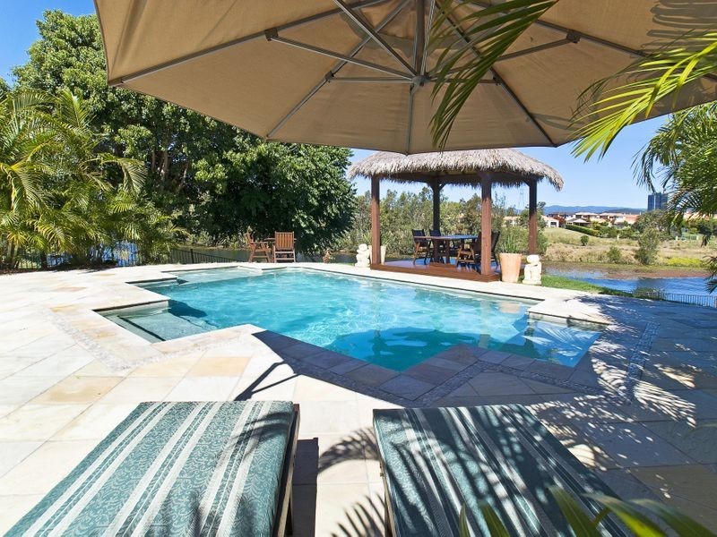 30 Peach Drive, Robina QLD 4226