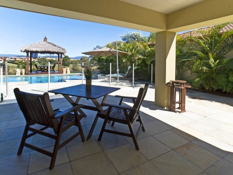 30 Peach Drive, Robina QLD 4226