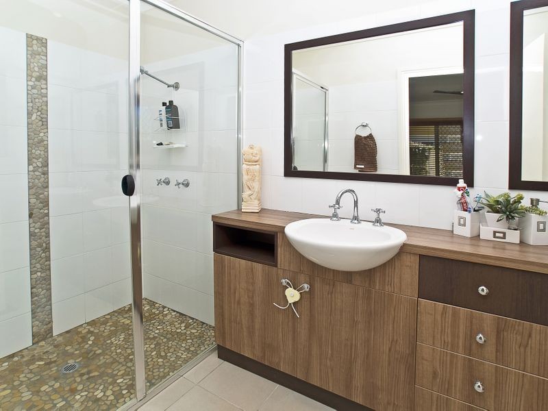 30 Peach Drive, Robina QLD 4226