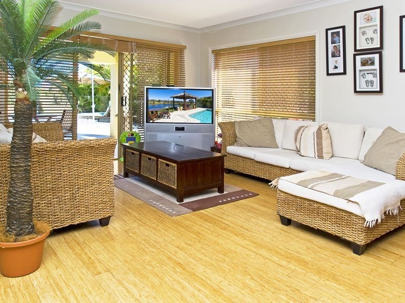 30 Peach Drive, Robina QLD 4226