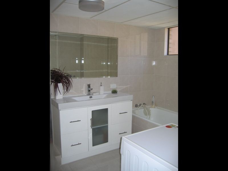 23 Heath Street, Southport QLD 4215