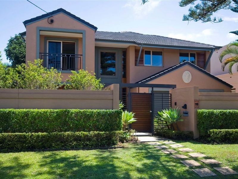 19 Naples Avenue, Surfers Paradise QLD 4217