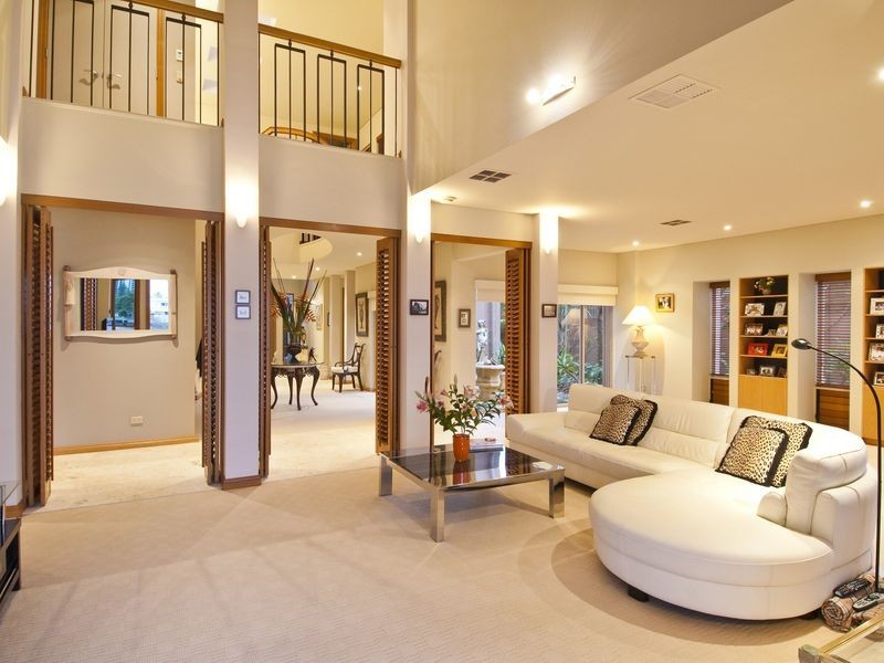 19 Naples Avenue, Surfers Paradise QLD 4217