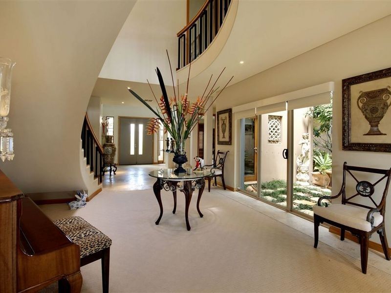 19 Naples Avenue, Surfers Paradise QLD 4217