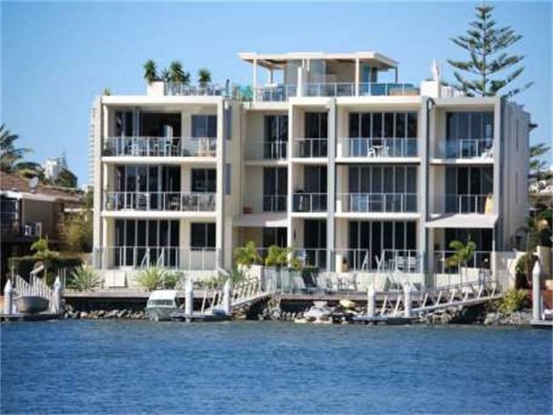 Surfers Paradise QLD 4217