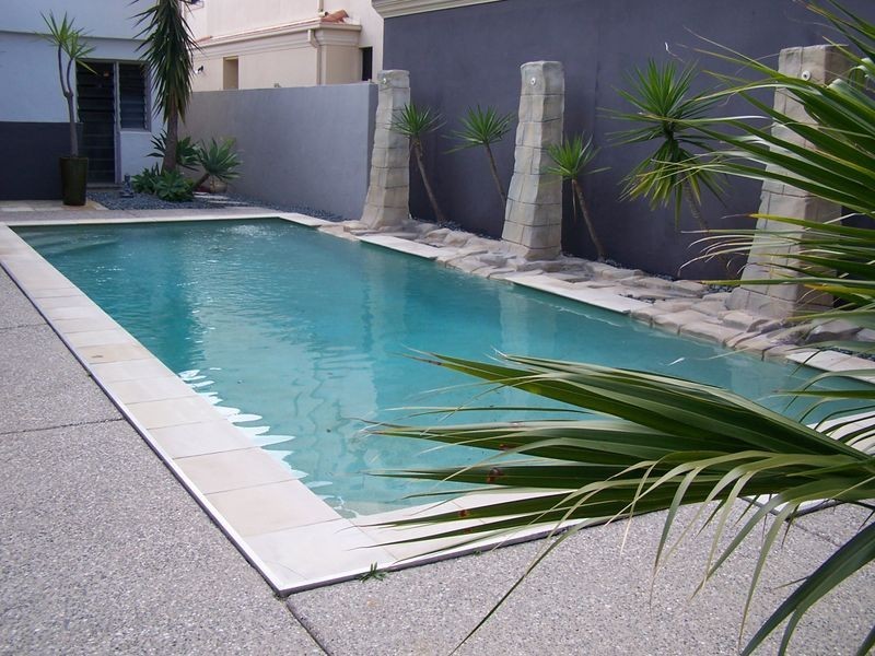 31 Furlong Street, Broadbeach Waters QLD 4218