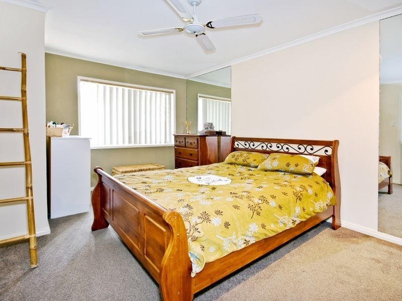 30 Brindisi Avenue, Isle Of Capri QLD 4217