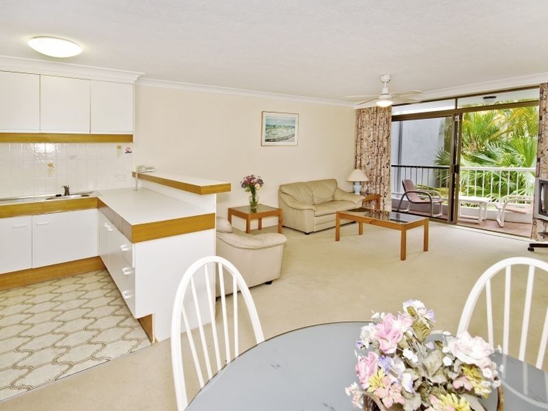 22/24 Hamilton Avenue, Surfers Paradise QLD 4217