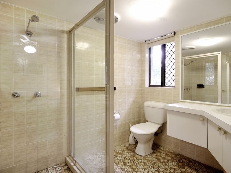 22/24 Hamilton Avenue, Surfers Paradise QLD 4217