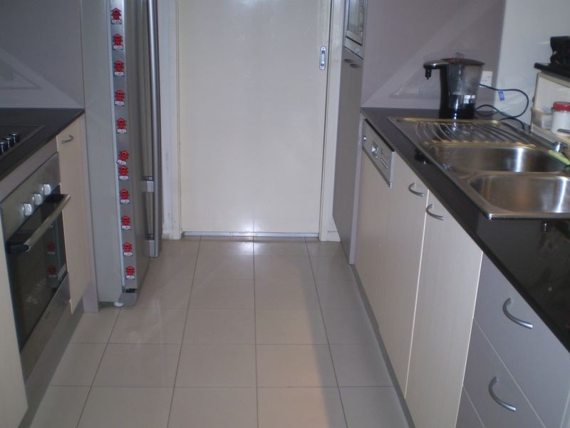 21 Cypress Avenue, Surfers Paradise QLD 4217