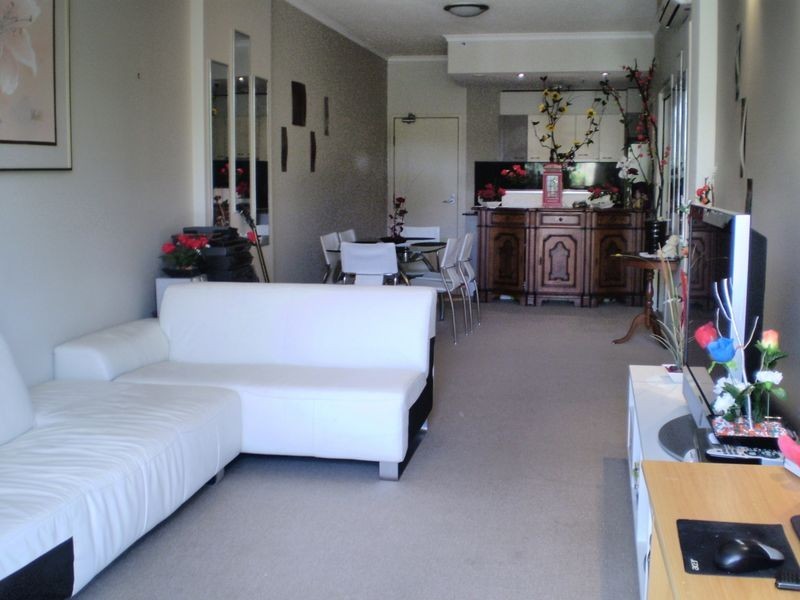 21 Cypress Avenue, Surfers Paradise QLD 4217