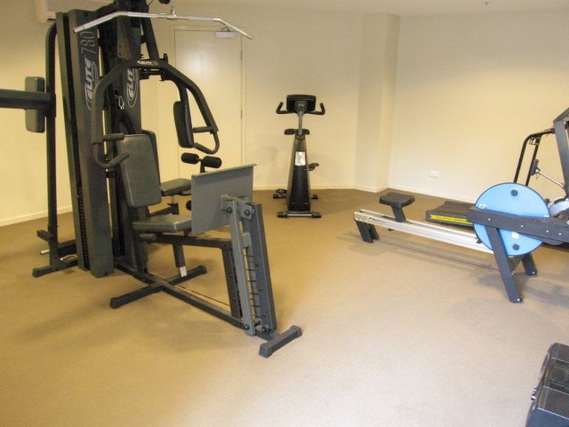 21 Cypress Avenue, Surfers Paradise QLD 4217