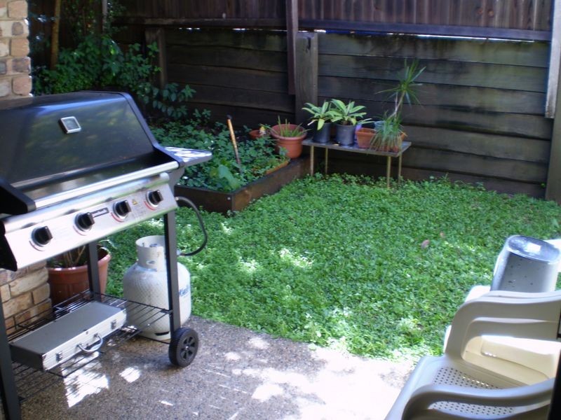 109 Pohlman Street, Southport QLD 4215