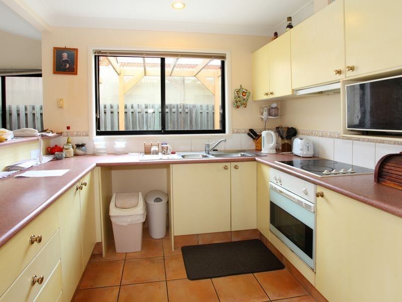 1/15 Lee Road, Runaway Bay QLD 4216