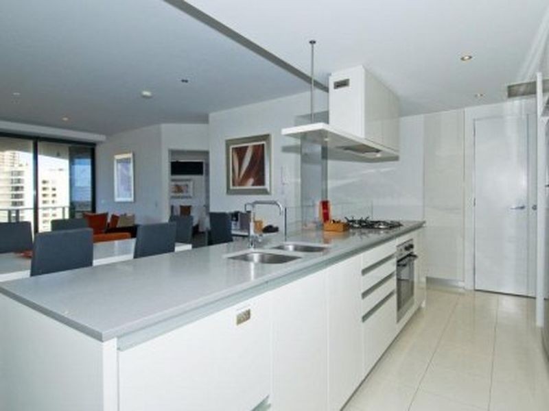 1075/9 Ferny Avenue, Surfers Paradise QLD 4217