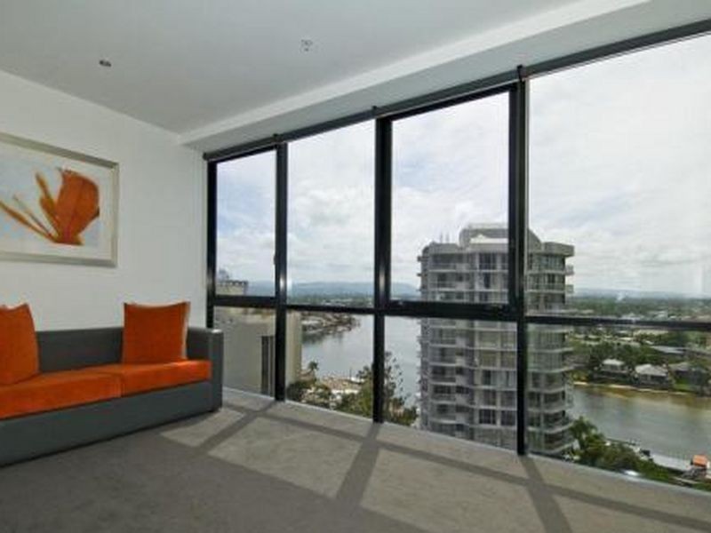 1075/9 Ferny Avenue, Surfers Paradise QLD 4217