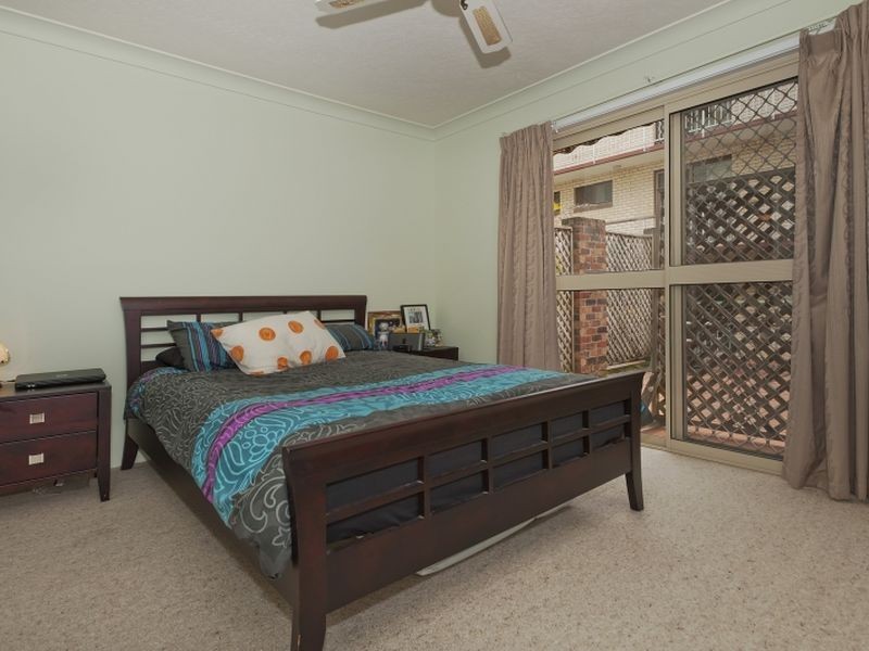 4/61 Bauer Street, Southport QLD 4215