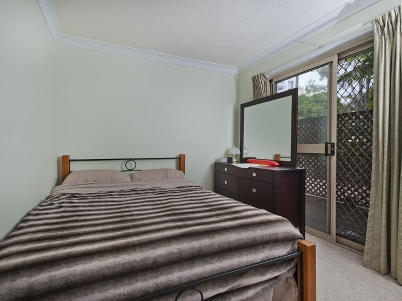 4/61 Bauer Street, Southport QLD 4215