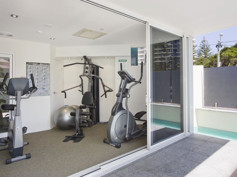 1 Enderley Avenue, Surfers Paradise QLD 4217