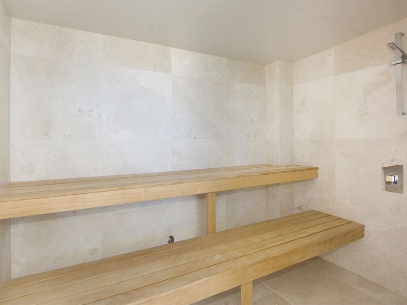 1 Enderley Avenue, Surfers Paradise QLD 4217