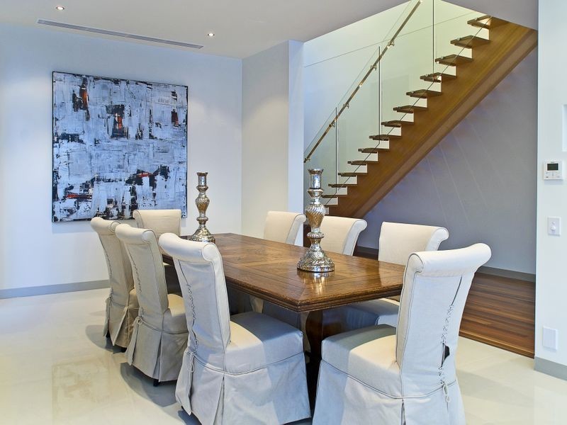 68 Admiralty Drive, Paradise Waters QLD 4217