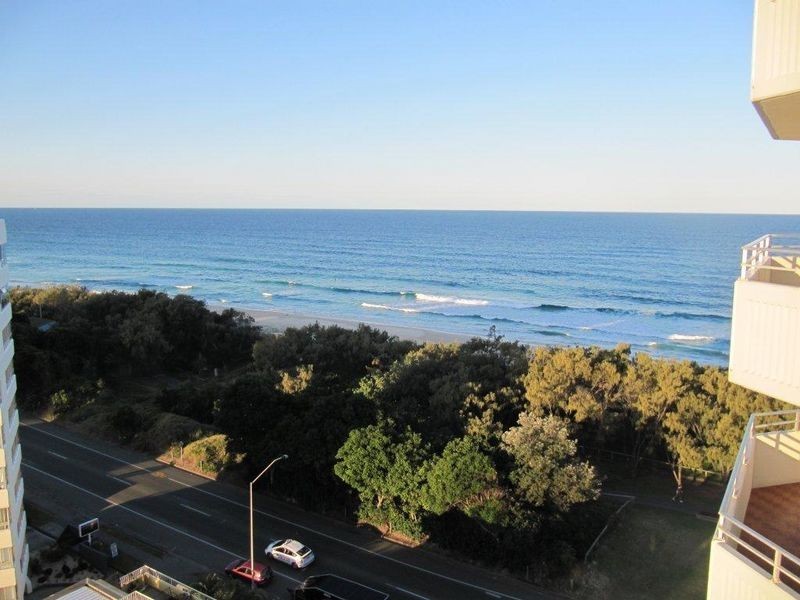 1010-1011/3458 Main Beach Pde, Surfers Paradise QLD 4217