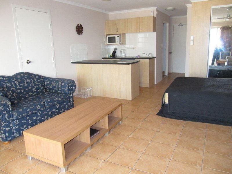 1010-1011/3458 Main Beach Pde, Surfers Paradise QLD 4217