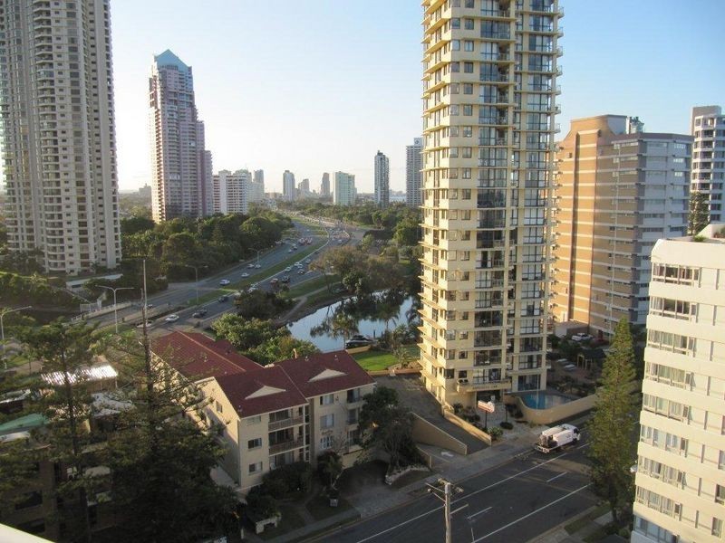 1010-1011/3458 Main Beach Pde, Surfers Paradise QLD 4217