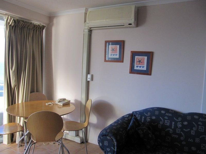 1010-1011/3458 Main Beach Pde, Surfers Paradise QLD 4217