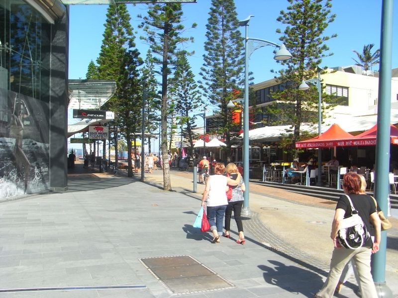 1701/4-14 The Esplanade, Surfers Paradise QLD 4217