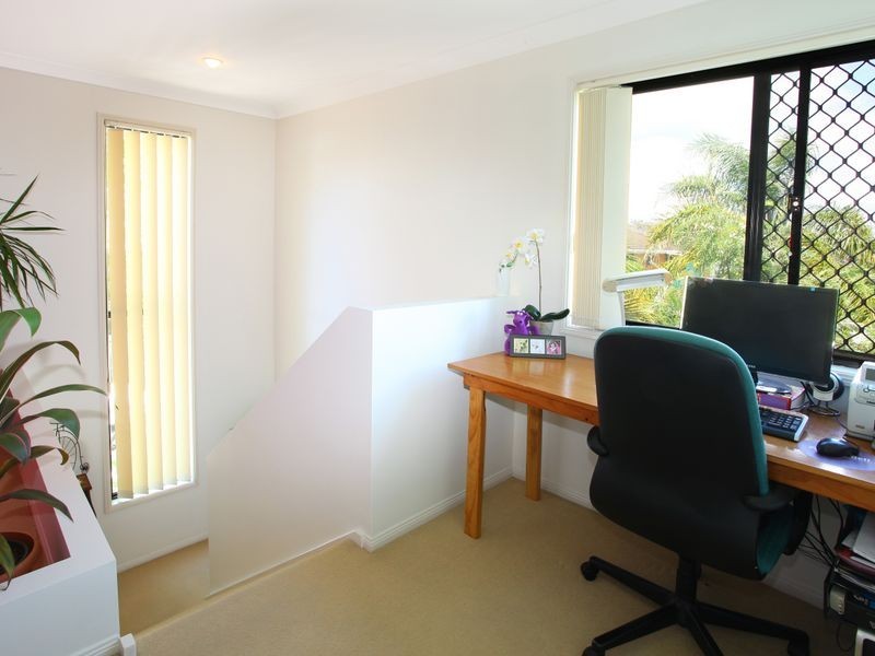 73 Pohlman Street, Southport QLD 4215