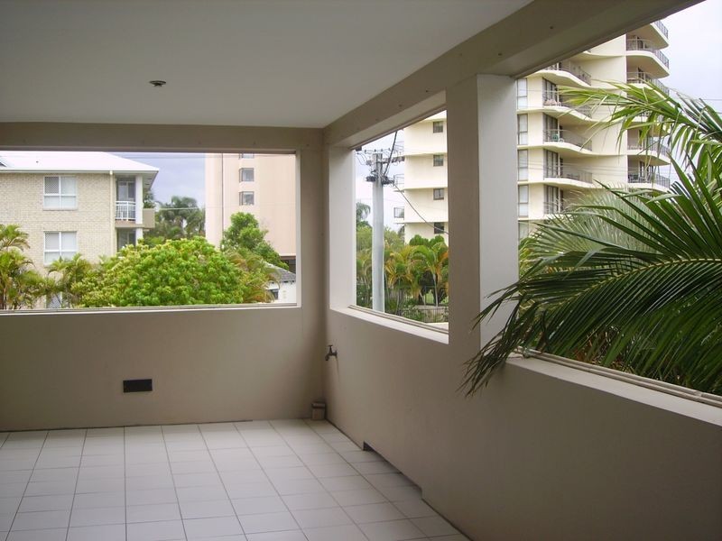 Villa 1/49 Palm Avenue, Surfers Paradise QLD 4217