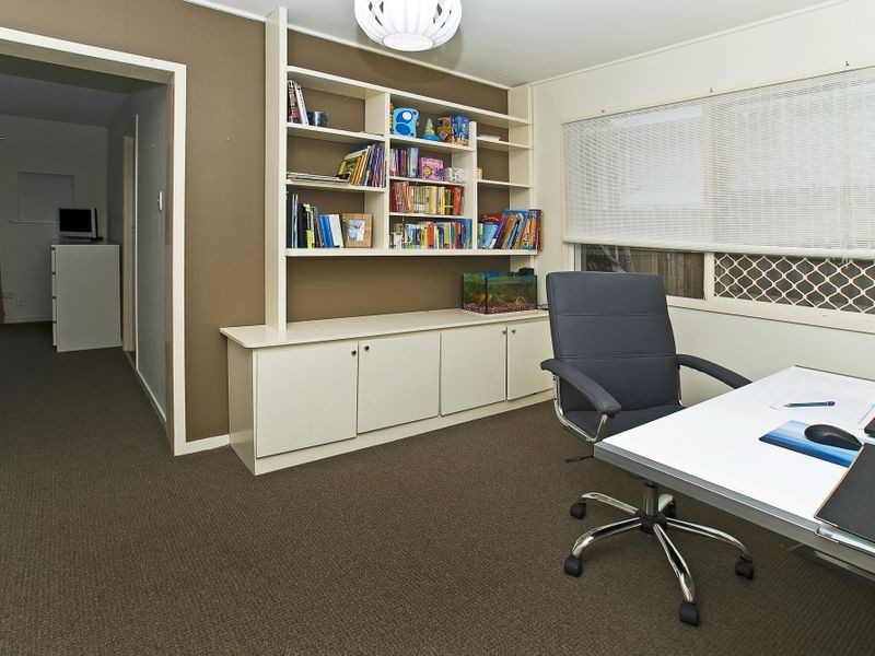 23 Kiers Road, Miami QLD 4220