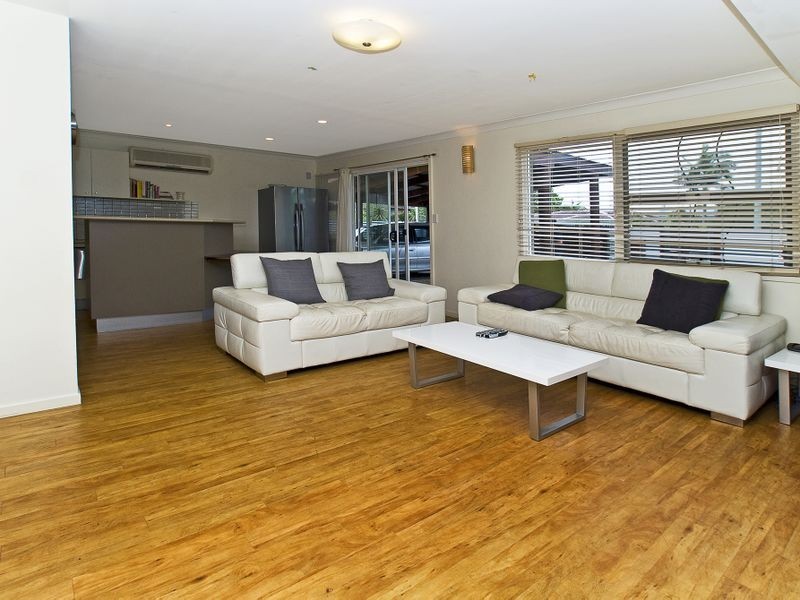 23 Kiers Road, Miami QLD 4220