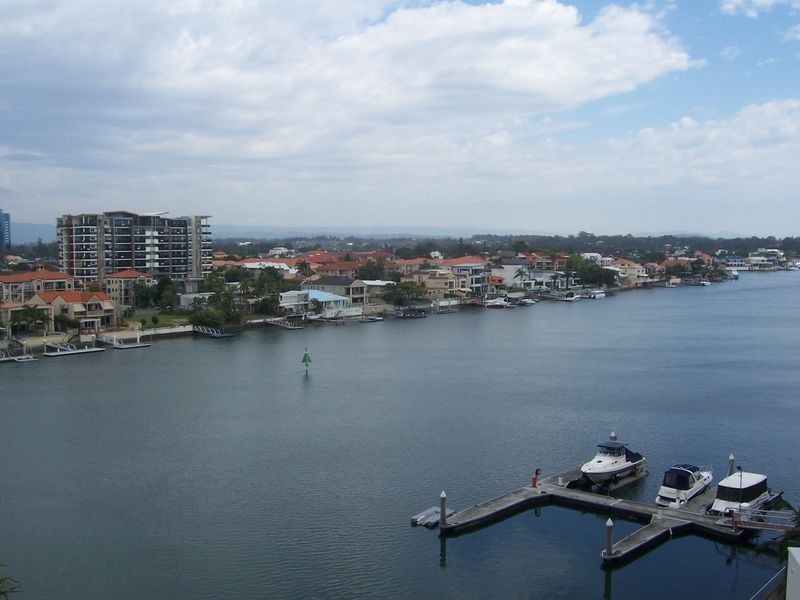 6-2/32 Riverview Parade, Surfers Paradise QLD 4217