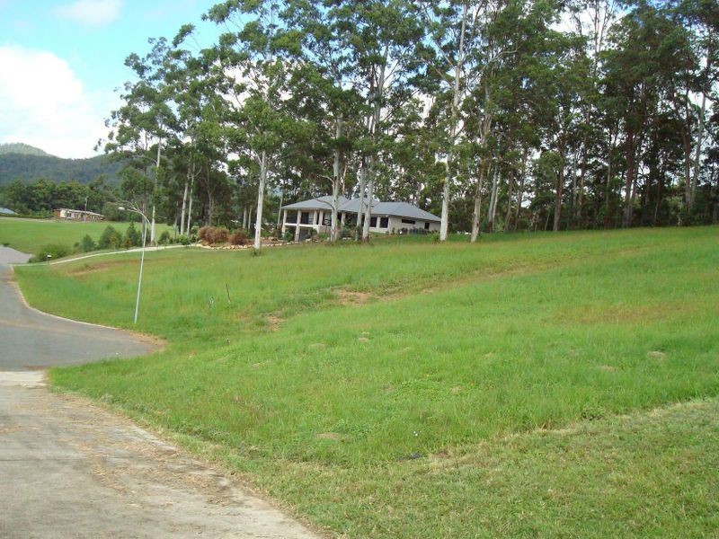 25 Friarbird Crescent, Bonogin QLD 4213