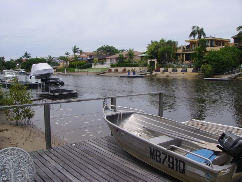 15 Platypus Avenue, Sorrento QLD 4217