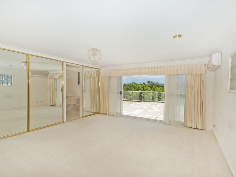 15 Platypus Avenue, Sorrento QLD 4217