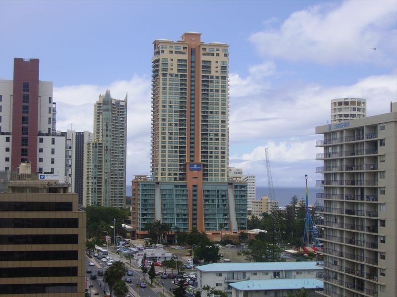 39/40 Ferny Avenue, Surfers Paradise QLD 4217