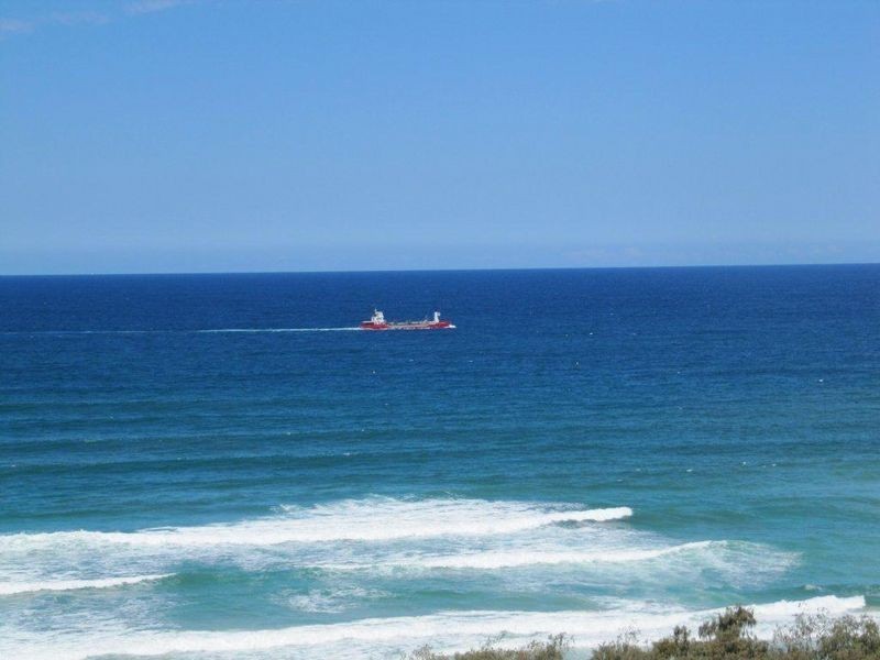 1004-1005/3458 Main Beach Pde, Surfers Paradise QLD 4217