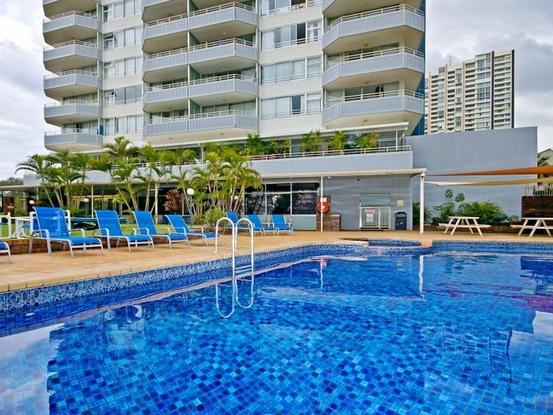 1004-1005/3458 Main Beach Pde, Surfers Paradise QLD 4217
