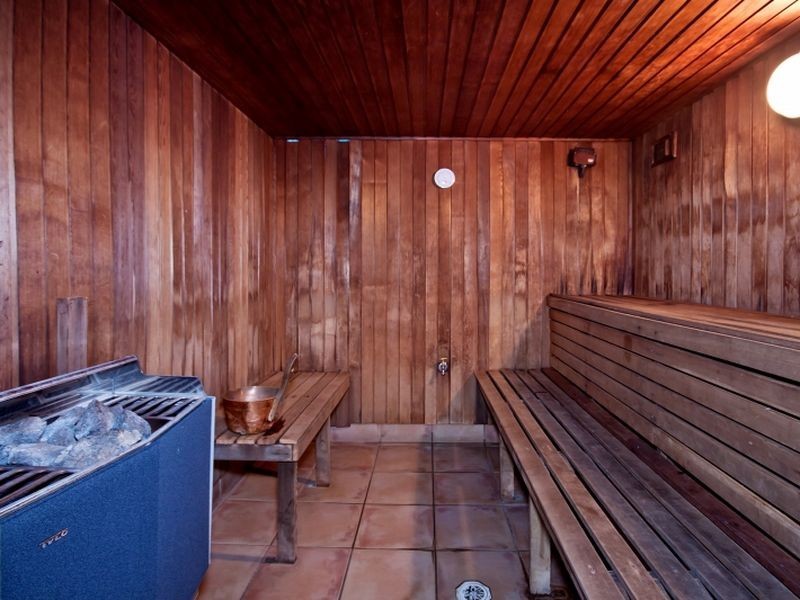 1004-1005/3458 Main Beach Pde, Surfers Paradise QLD 4217