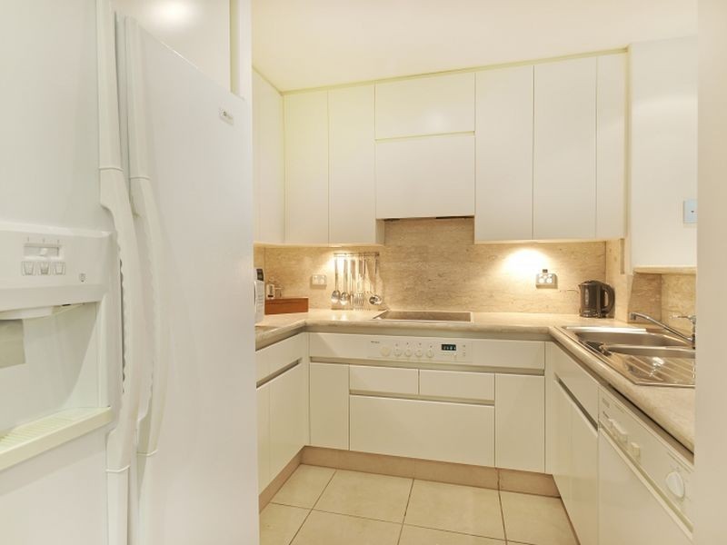 Villa 22 Pacific Mirage Seaworld Drive, Main Beach QLD 4217