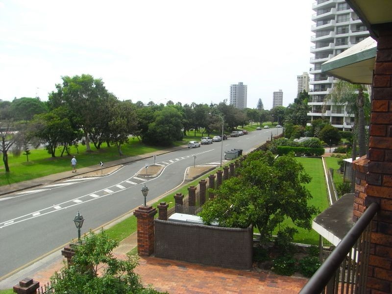 17/22 Commodore Drive, Paradise Waters QLD 4217